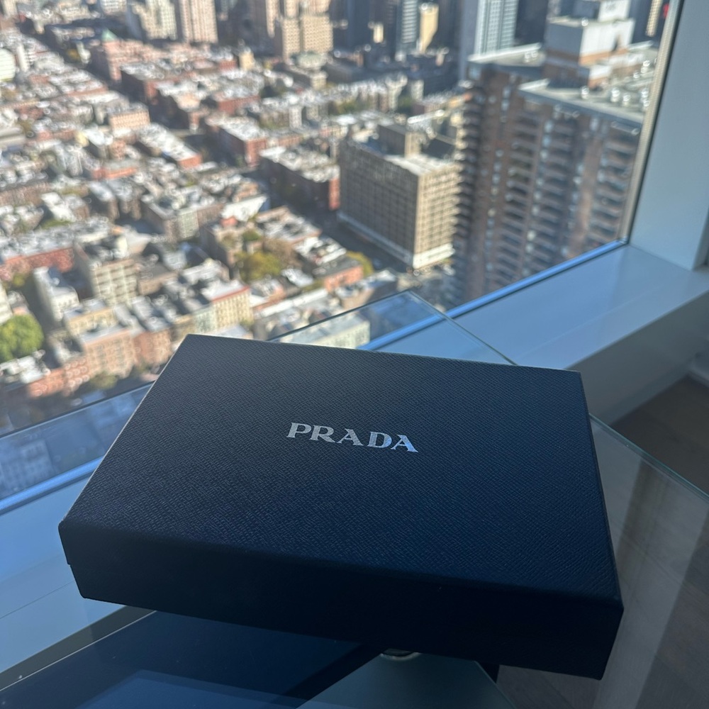 100% Authentic Prada Wallet On Chain - image 3
